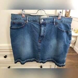 GAP jean skirt